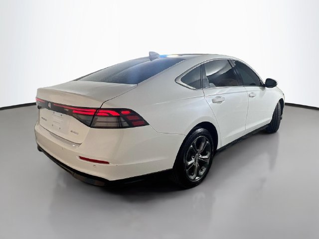 Used 2023 Honda Accord EX-L image 8