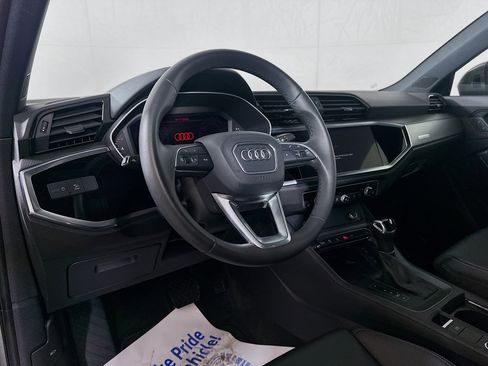Used 2025 Audi Q3 2.0T Premium w/ Convenience Package AWD/4WD image 9