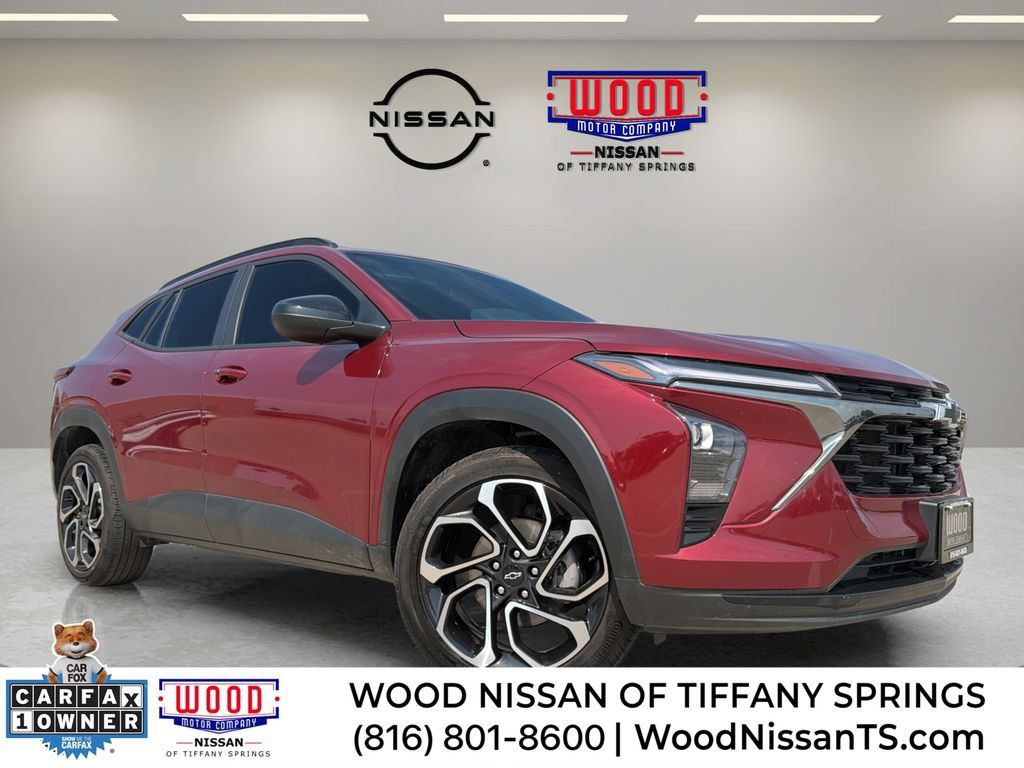 Used 2025 Chevrolet Trax RS w/ Sunroof Package FWD 360° Tour