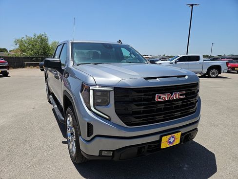 New 2026 GMC Sierra 1500 Elevation AWD/4WD image 7