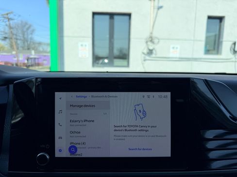 Used 2025 Toyota Camry SE w/ Convenience Package image 36