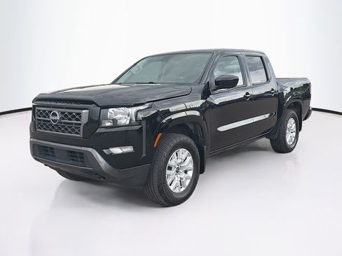Used 2023 Nissan Frontier SV w/ SV Convenience Package AWD/4WD image 3