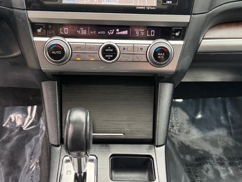 Used 2017 Subaru Outback 3.6R Limited AWD/4WD image 26