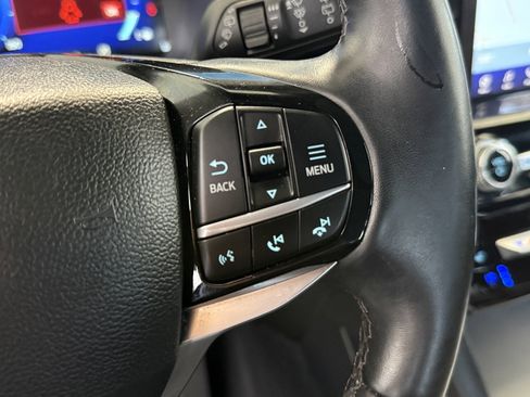 Used 2022 Ford Explorer Platinum w/ Equipment Group 601A AWD/4WD image 24