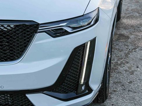 New 2025 Cadillac XT6 Sport image 10