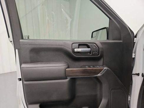 Used 2021 GMC Sierra 1500 SLT AWD/4WD image 21