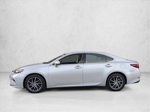 Used 2017 Lexus ES 350 image 8