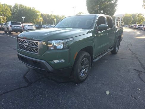 Used 2024 Nissan Frontier SV w/ SV Convenience Package AWD/4WD image 4