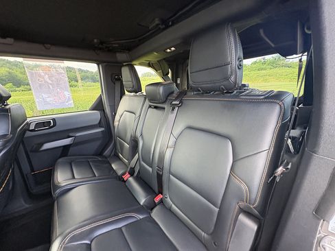 Used 2023 Ford Bronco Badlands AWD/4WD image 19
