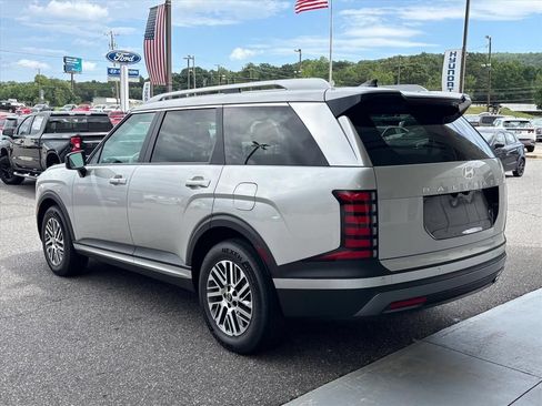 New 2026 Hyundai Palisade SEL FWD image 2