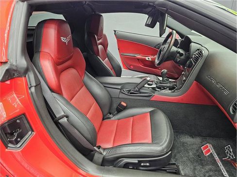 Used 2012 Chevrolet Corvette Grand Sport w/ 3LT Preferred Equipment Group RWD image 13
