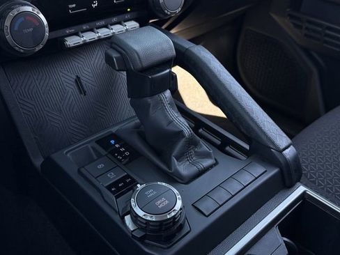 Used 2025 Toyota 4Runner SR5 image 18