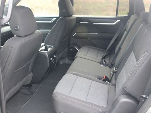 New 2025 GMC Acadia Elevation image 13