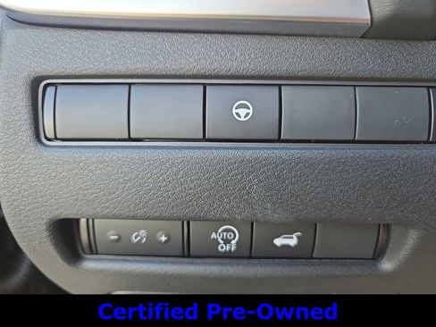 Used 2024 Nissan Rogue SL w/ SL Premium Package image 14