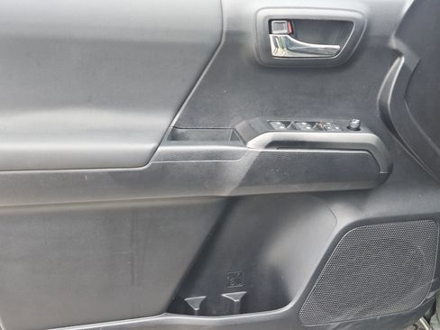 Used 2020 Toyota Tacoma TRD Pro image 23