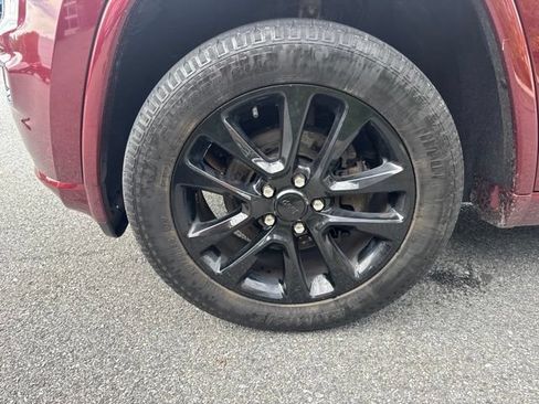 Certified 2020 Jeep Grand Cherokee Altitude AWD/4WD image 8