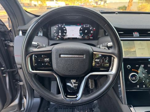 Used 2021 Land Rover Discovery Sport SE R-Dynamic image 18