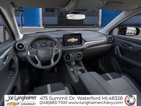 New 2026 Chevrolet Blazer LT w/ Convenience Package AWD/4WD image 17