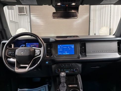 Used 2021 Ford Bronco Outer Banks image 38