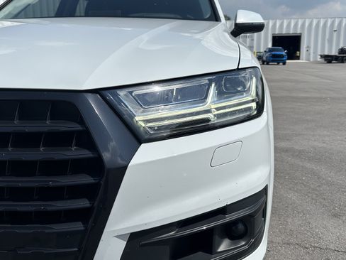 Used 2019 Audi Q7 3.0T Prestige AWD/4WD image 6