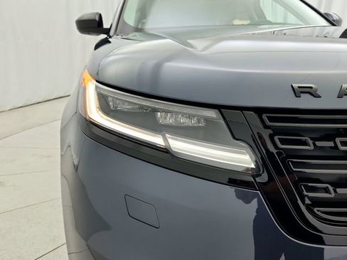 Certified 2025 Land Rover Range Rover Velar Dynamic SE image 18
