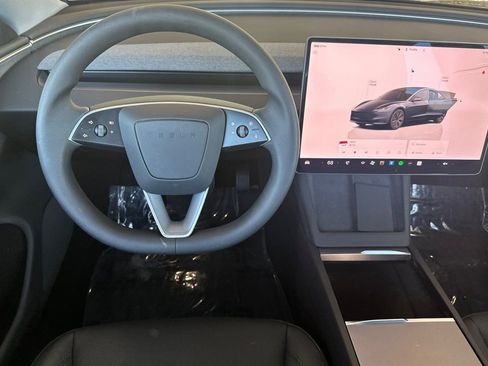 Used 2025 Tesla Model 3 Long Range RWD image 17