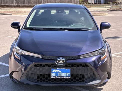 Used 2021 Toyota Corolla LE image 9