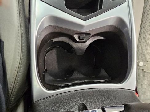 Used 2016 Cadillac SRX Luxury w/ Driver Awareness Package image 20