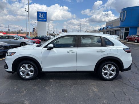 Certified 2023 Honda HR-V LX image 1