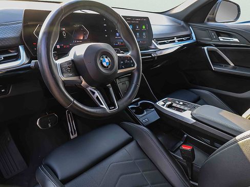 Used 2025 BMW X2 xDrive28i w/ M Sport Package AWD/4WD image 7