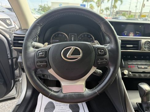 Used 2017 Lexus IS 200t RWD image 16
