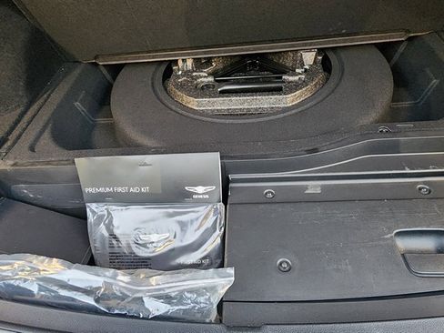 Used 2021 Genesis GV80 2.5T Advanced w/ Advanced Package 03 image 34