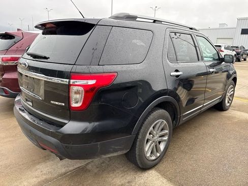Used 2013 Ford Explorer XLT FWD image 6