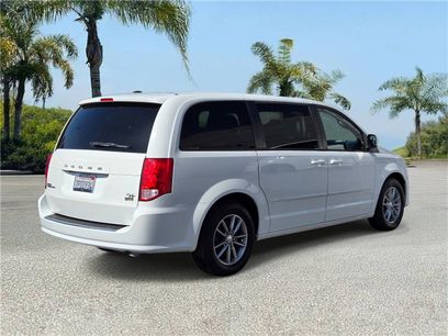 Used 2014 Dodge Grand Caravan R/T w/ Driver Convenience Group