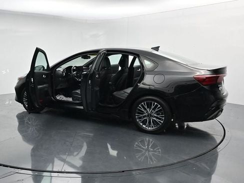 Used 2023 Kia Forte GT-Line w/ GT-Line Premium Package FWD image 39