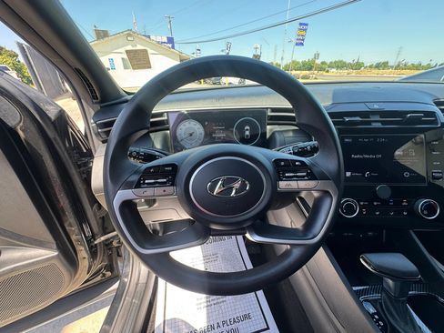Used 2022 Hyundai Santa Cruz SEL w/ Activity Package FWD image 14