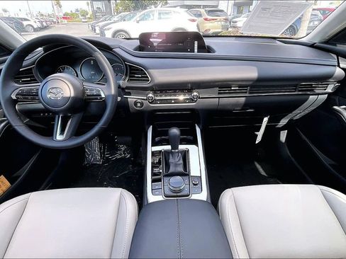 Used 2025 MAZDA CX-30 AWD 2.5 S w/ Preferred Package image 11