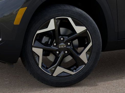 New 2026 Kia Seltos S FWD image 9
