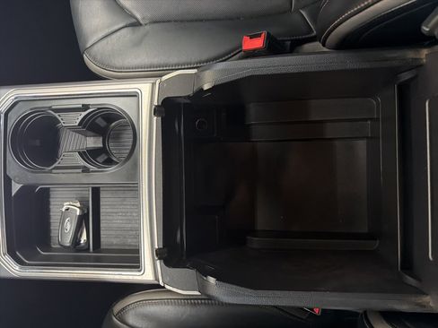 Used 2020 Ford F350 Platinum image 25