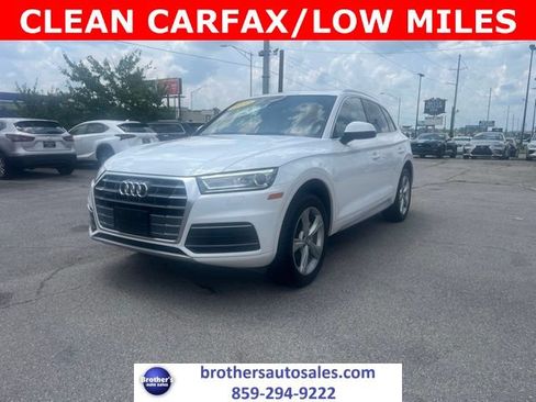 Used 2020 Audi Q5 2.0T Premium w/ Convenience Package AWD/4WD image 1