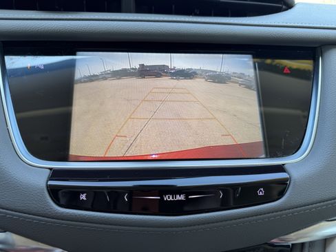 Used 2019 Cadillac XT5 Luxury image 24