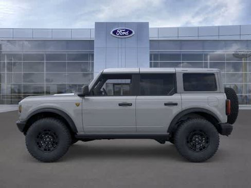 New 2026 Ford Bronco Badlands AWD/4WD image 3
