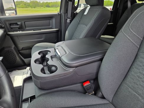 New 2026 RAM 2500 Tradesman AWD/4WD image 30