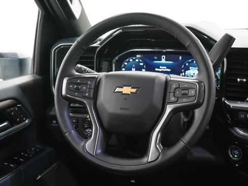 Used 2025 Chevrolet Silverado 2500 High Country w/ High Country Premium Package AWD/4WD image 17