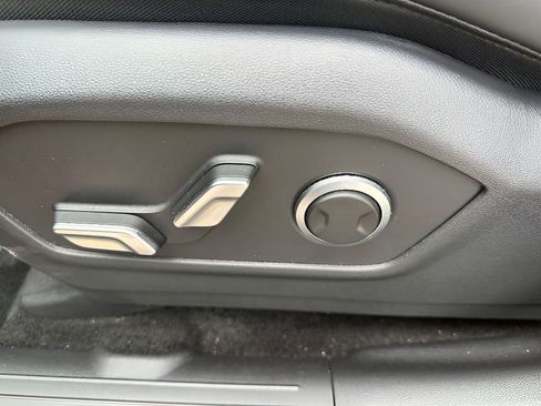 Used 2026 Hyundai Santa Fe SEL FWD image 24