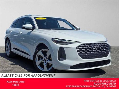 Used 2025 Audi Q5 Prestige AWD/4WD image 1