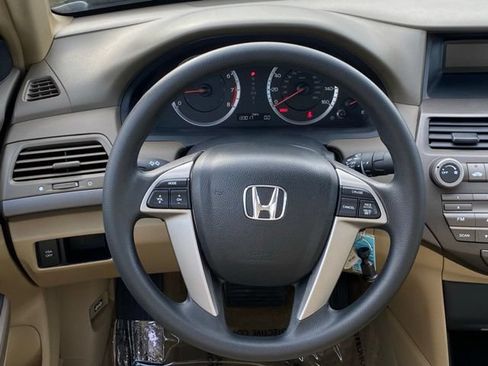 Used 2009 Honda Accord LX-P image 10