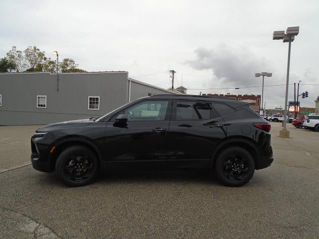 Certified 2025 Chevrolet Blazer LT w/ Convenience Package AWD/4WD image 4