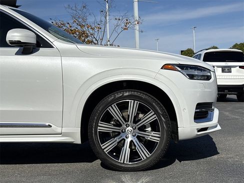 Used 2022 Volvo XC90 T6 Inscription w/ Advanced Package image 9