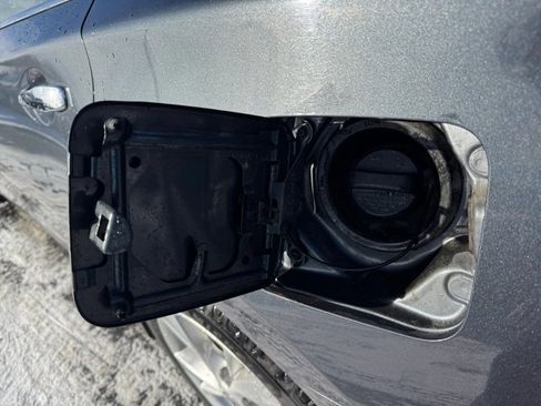 Used 2013 Nissan Altima 2.5 SV image 32